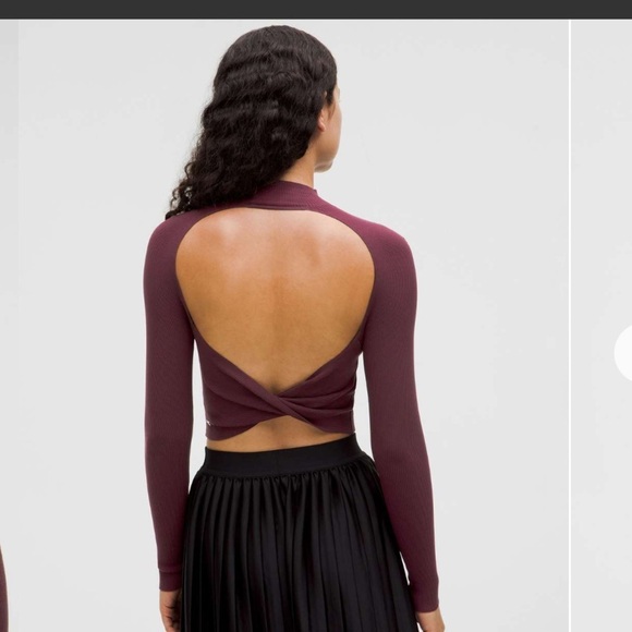 Lululemon Athletica Garnet Ribbed-Knit Twist Back Mockneck Sweater. - Picture 1 of 10